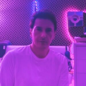 Meet your Posher, Zev